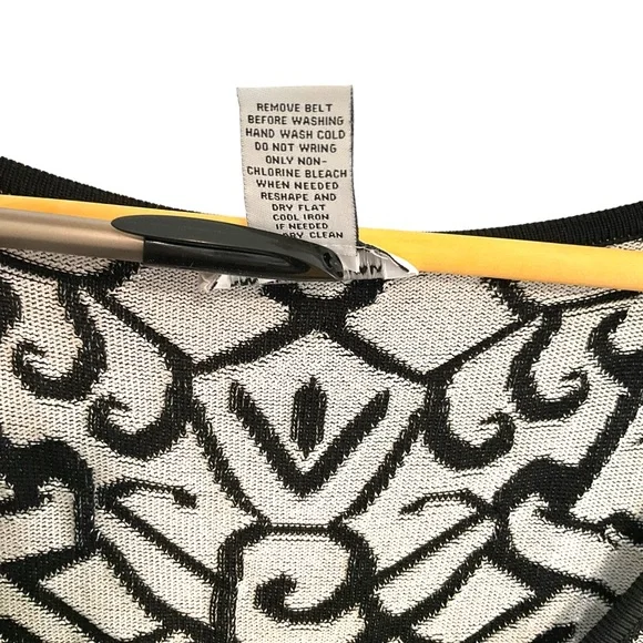 Carmen Marc Valvo Knit Dress Black + Ivory Body-con Jacquard/Damask Prin… - Picture 12 of 13